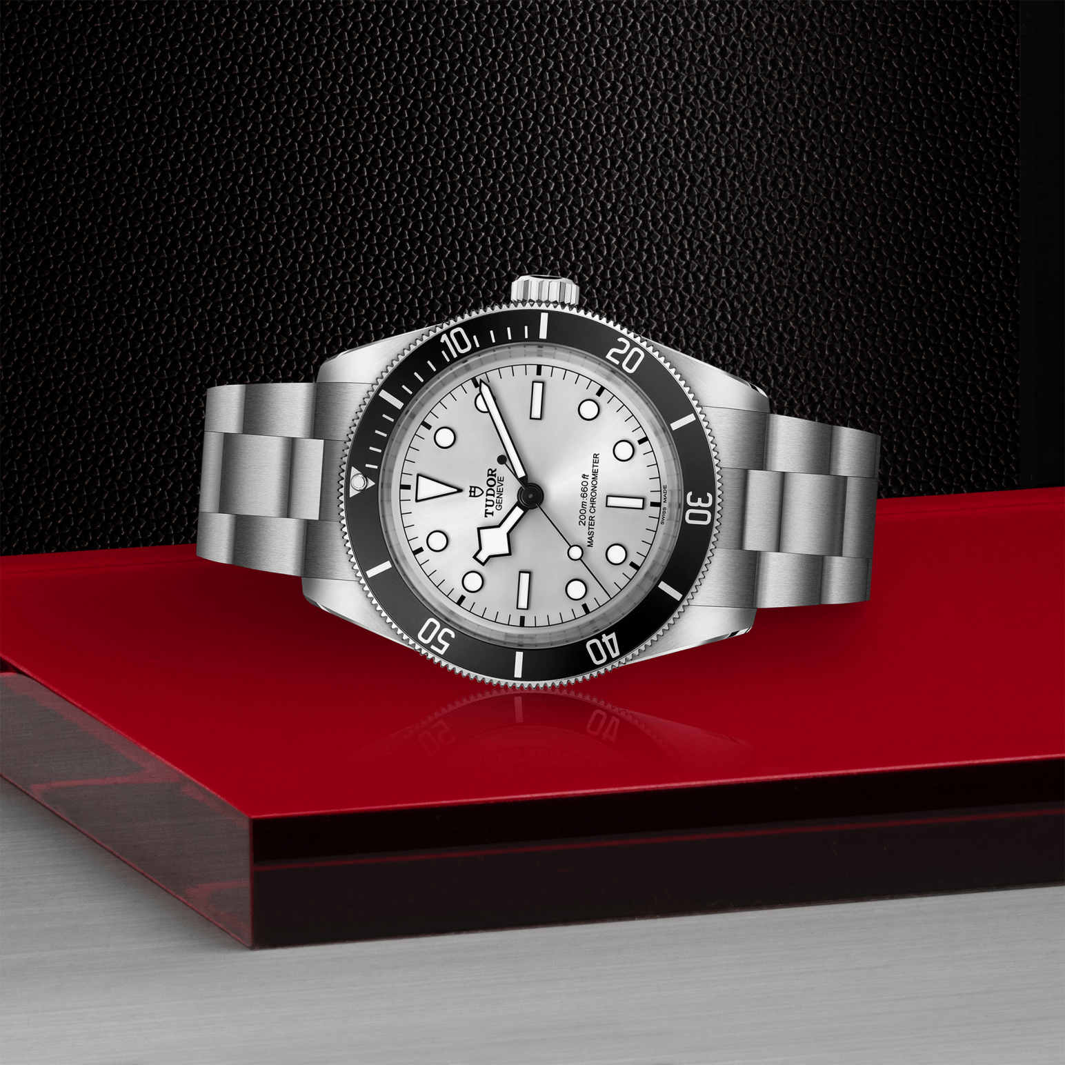 Tudor Black Bay 68